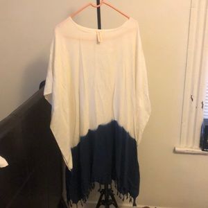 Lalay & Marmara imports 2 x flair shirt white and blue with tassel
